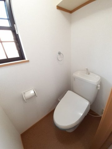 ラシーヌⅢ弐番館のトイレ