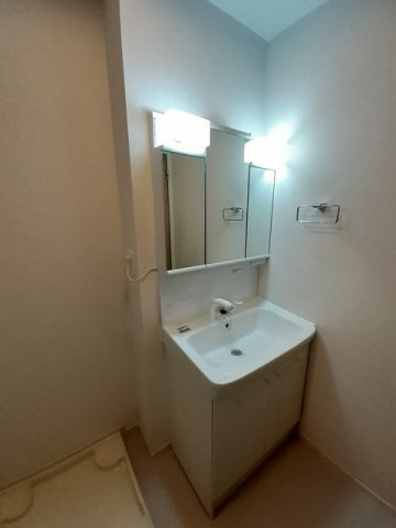 リヴァーサ御堀Ⅰの洗面所