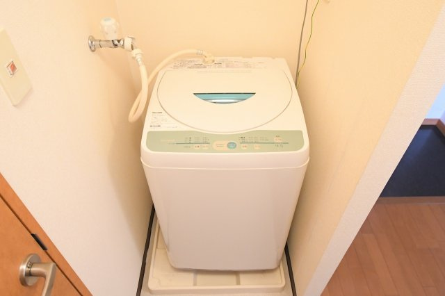 レオパレスＦｌａｔ新栄のその他|洗濯機完備