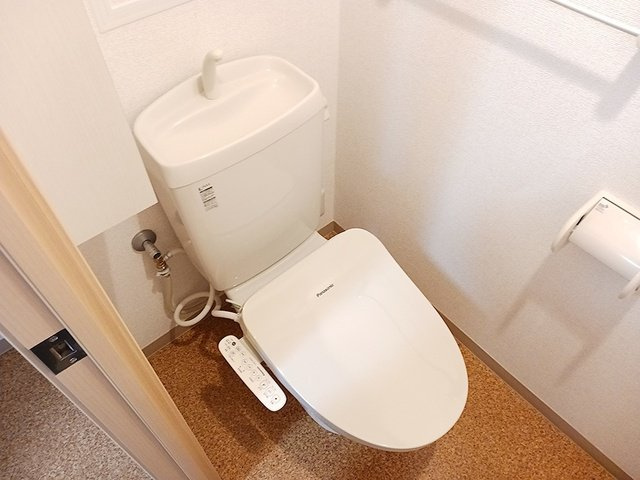 レジデンス若葉Ⅰのトイレ|清潔感のあるトイレです