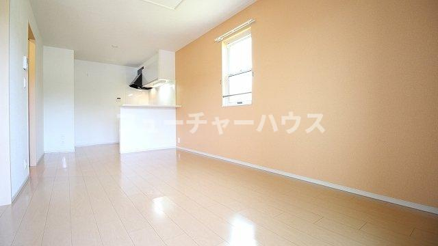 グランドノーブル松山　Ａの居間・リビング