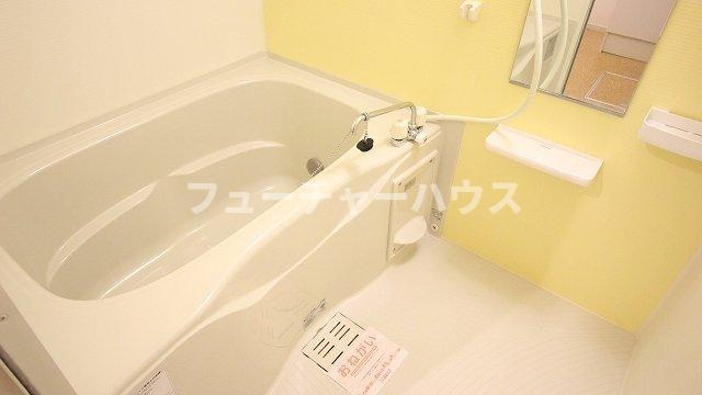 グランドノーブル松山　Ａの浴室