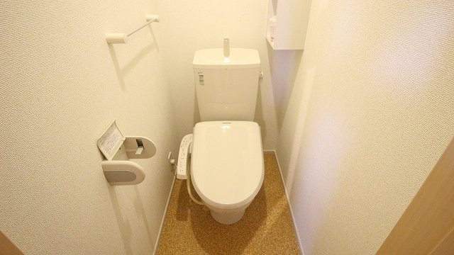 グランドノーブル松山　Ａのトイレ