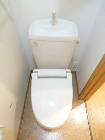メゾン長岡のトイレ