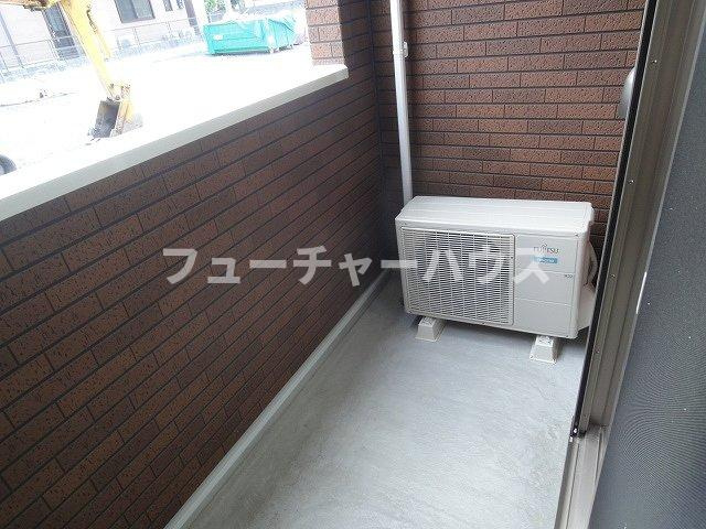 エクランのバルコニー