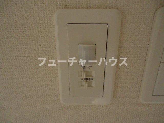 ラミアカーサの設備|人感センサー照明