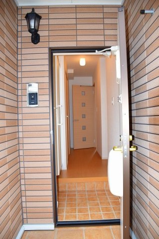サンブリーズの玄関