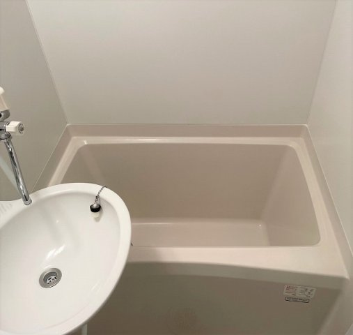 レオパレス南流山の浴室