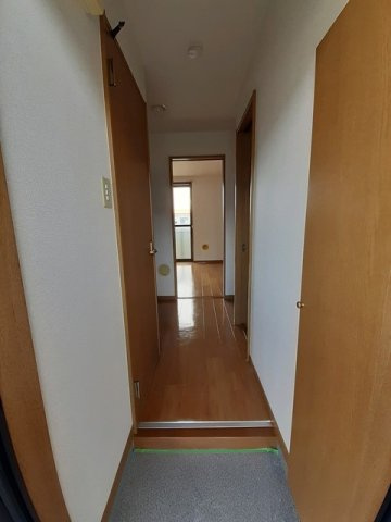 ミレニアムハイツの玄関