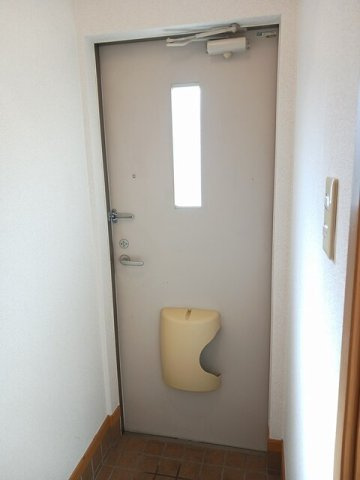グレイスコートの玄関