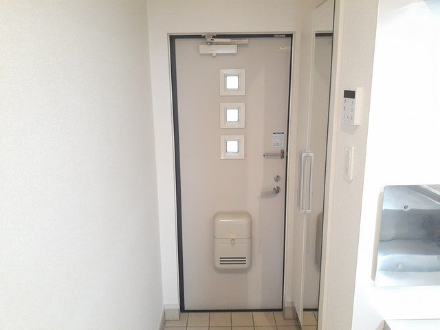 フェアリールゥーの玄関