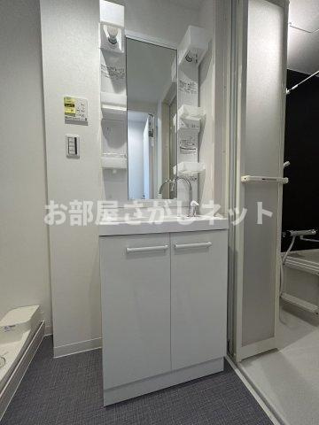 バズ西台Ⅲの独立洗面台