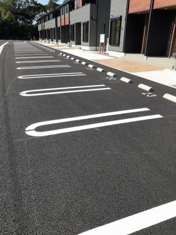 プラーンドルⅩⅢの駐車場