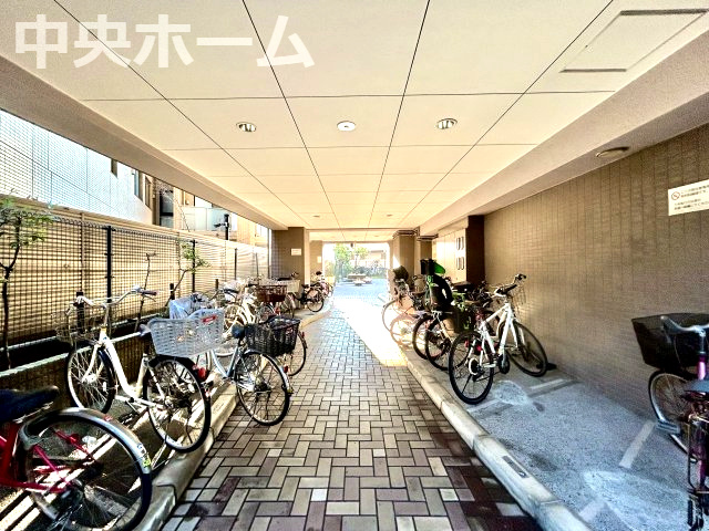 イトーピア船堀の駐輪場|【自転車置き場】最新の空き状況や費用などの詳細は担当スタッフまでお問い合わせください。