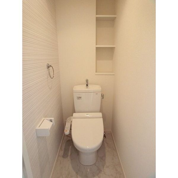 ヴィラ　カメリアのトイレ|落ち着いたトイレです