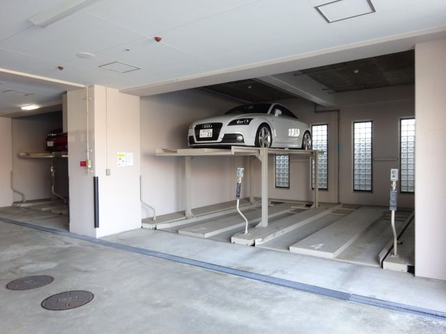 【駐車場】 | サーパス博多駅前
