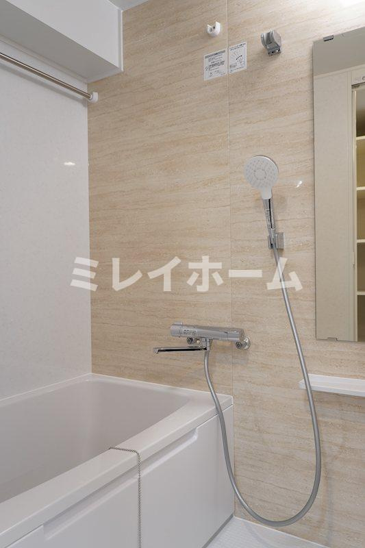 ルーブル本羽田の浴室