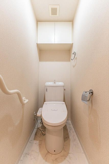 フィオリーシェ東浅草のトイレ
