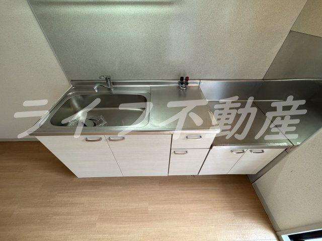 メゾン・ド・ユウのキッチン|コンパクトなキッチンで掃除もラクラク