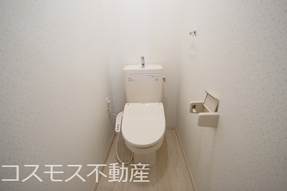 ベリーオーライ　Ａ のトイレ|別のお部屋の同仕様写真です。