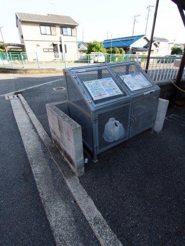 【その他共用部分】 | エステートピアＫＡＺＵ | 敷地内ゴミ捨場