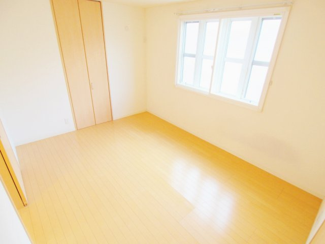 ファミーユNの洋室