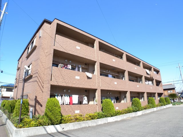 プラザハイツ二ツ屋A棟の外観