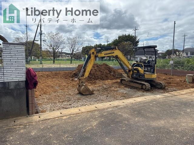 第１小美玉市西郷地　新築戸建の前面道路含む現地写真