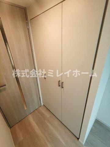 ルーブル本羽田の外観