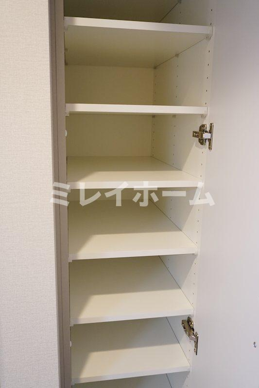 ルーブル本羽田の玄関