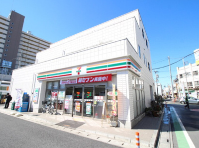 【周辺】 | カムトゥルー　イースト | セブン-イレブン 鶴瀬駅東口店(コンビニ)まで84m