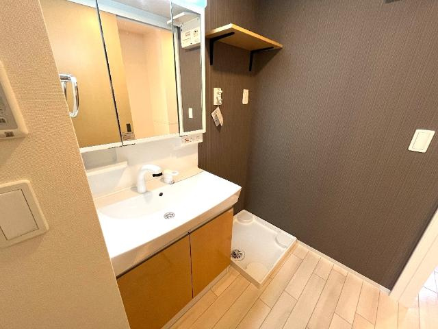 メゾン・ド・ラ・ソネット（Maison de la Sonnette）の洗面所|洗面