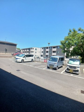 Ｂｅｌｌｅ　Ｄｅｍｅｕｒｕ　ｙの駐車場|カースペースがあります