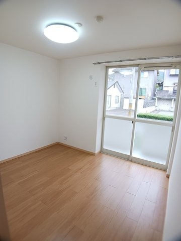 ひまわりＢの内装|過ごしやすい室内です