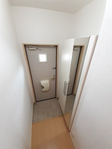 リバーサイド春木　壱番館の玄関|ゆったりとした玄関です
