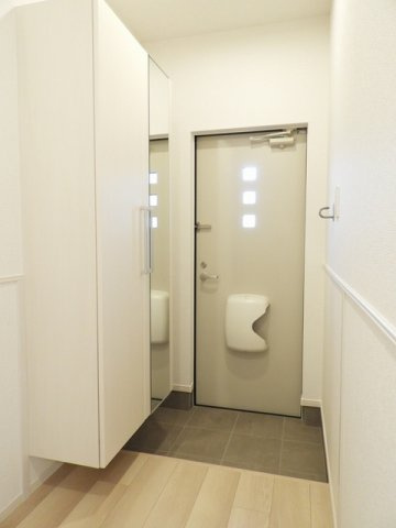 リバイドの玄関|毎日通る玄関はこちらです