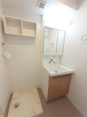 ソレイユ　Ａの洗面所|忙しい朝には欠かせない洗面所です