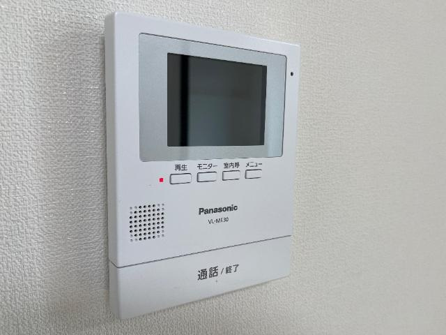 フォルマ日宇那の内装|カメラ付インターホン