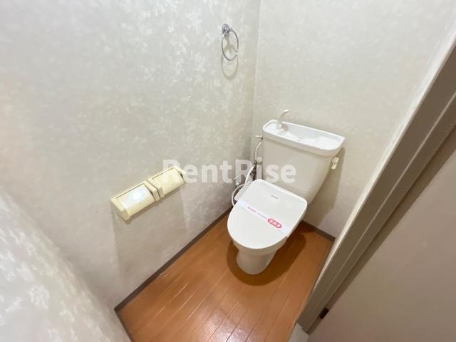 ハイツ河合のトイレ|シャワー付トイレ