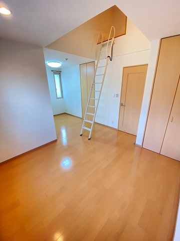 ブルージュ松園の寝室