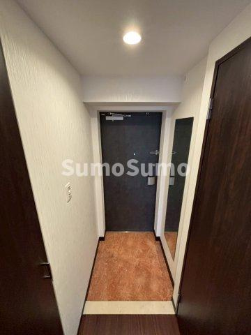 プレジオ松屋町の玄関
