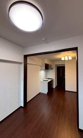 プレジオ松屋町の寝室