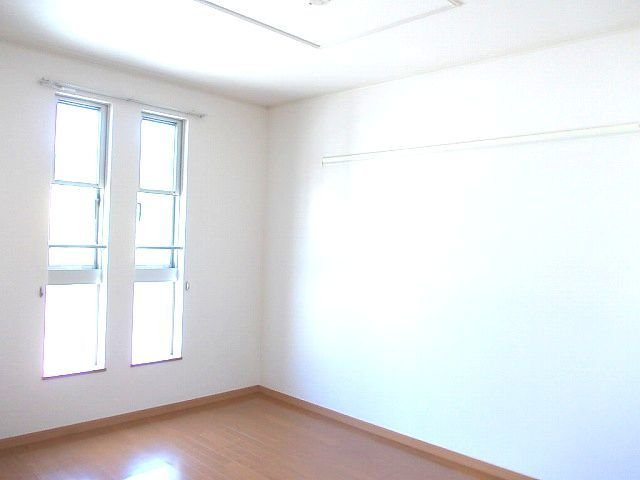 リブサニ－Ｂの寝室