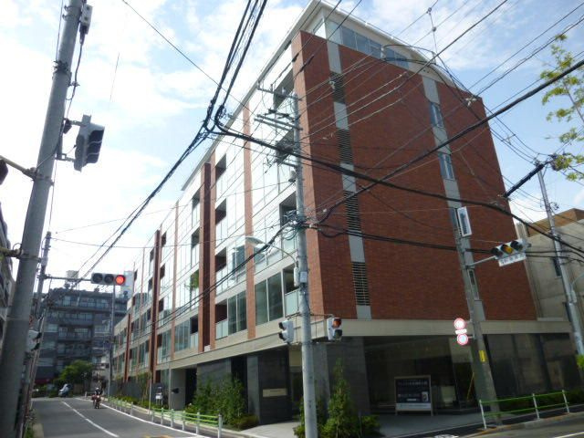 プレミスト赤坂檜町公園の外観