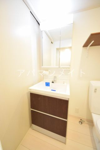 【洗面所】 | ココリータ戸塚 | コンパクトで使いやすい洗面所