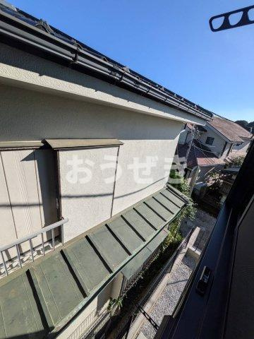 グランメゾン弘明寺のエントランス