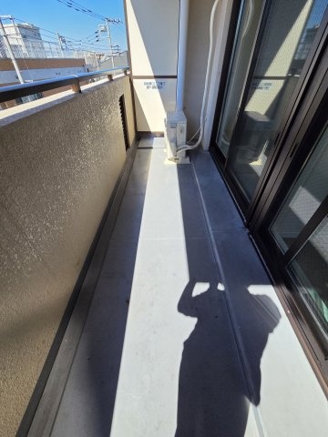 リヴィエール稲城のバルコニー