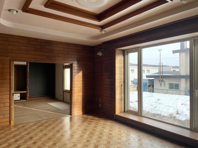 北見市常磐町4丁目2番地1　中古売家の居間・リビング
