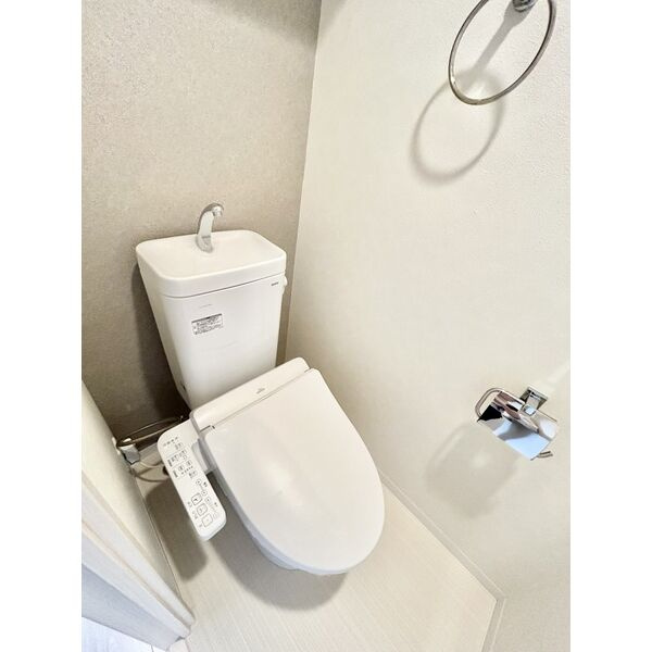 S-RESIDENCE尾頭橋beauteのトイレ|脱臭機能付の温水洗浄/暖房便座