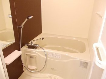 クレール姫路の浴室